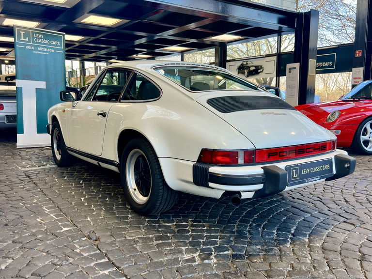 Porsche 911 SC