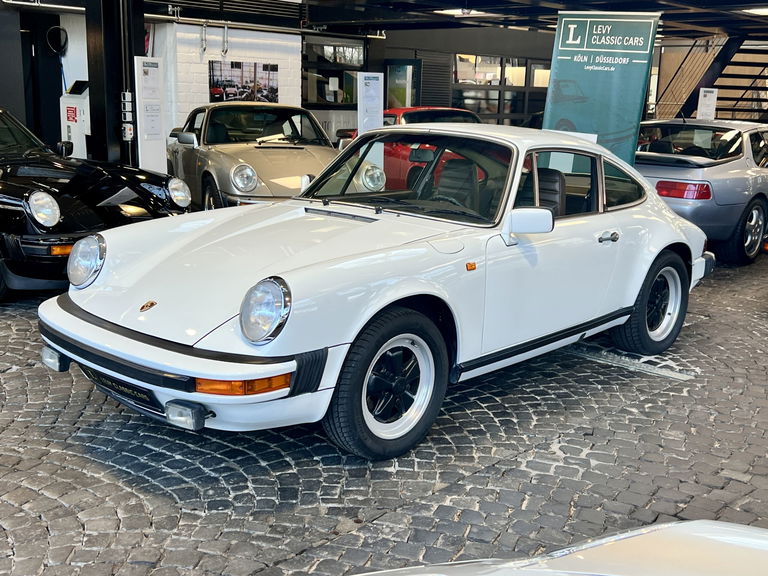 Porsche 911 SC