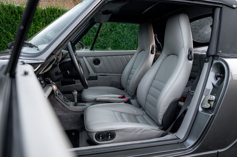 Porsche 964 Carrera 2