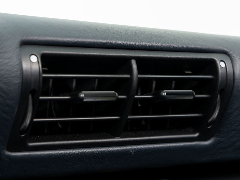 Porsche 964 Carrera 2 Cabrio WTL