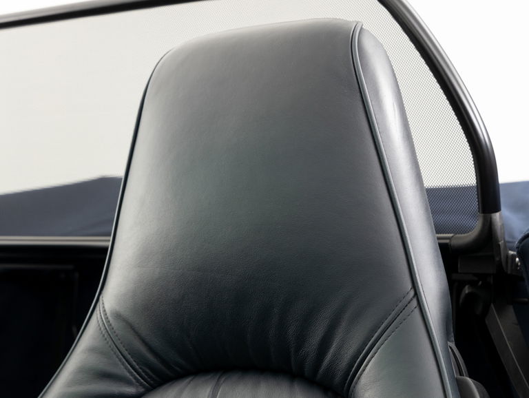 Porsche 964 Carrera 2 Cabrio WTL