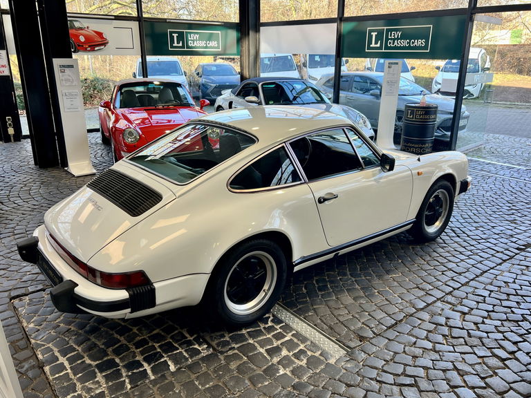 Porsche 911 SC