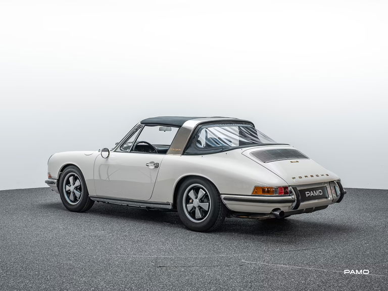 Porsche 911 S (F-Modell)