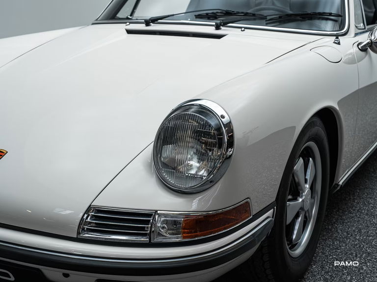 Porsche 911 S (F-Modell)