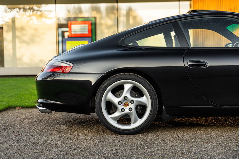 Porsche 996 Carrera