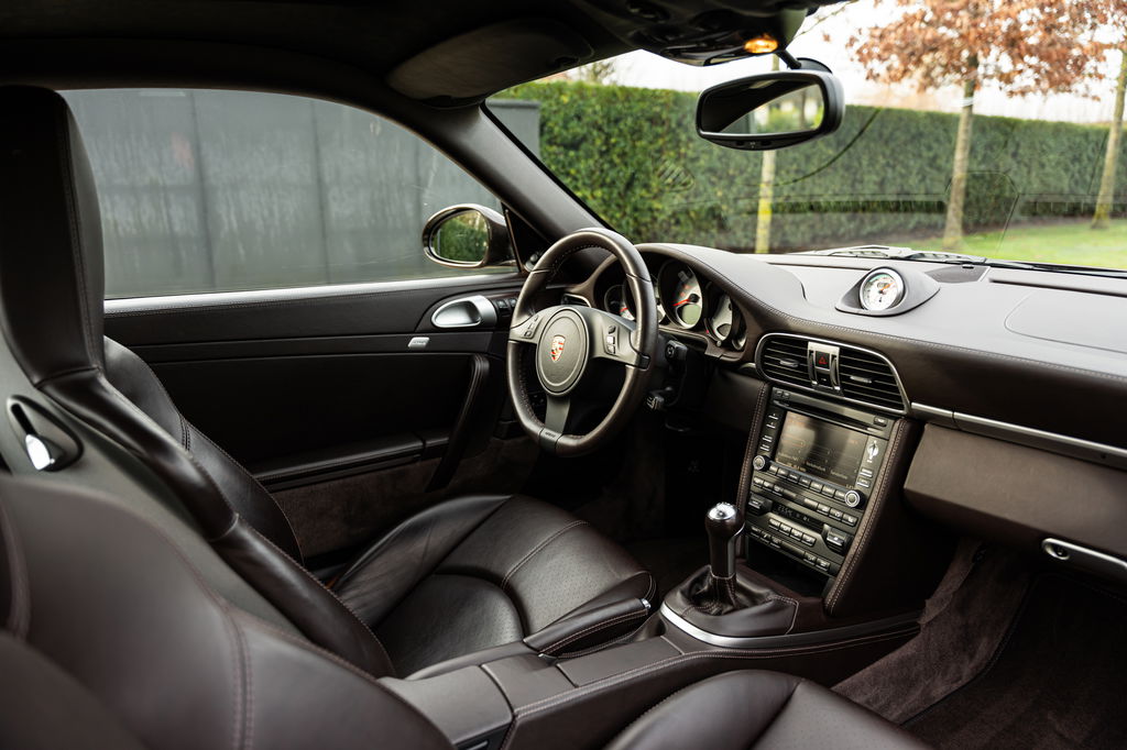 Porsche 997.2 Carrera 4S