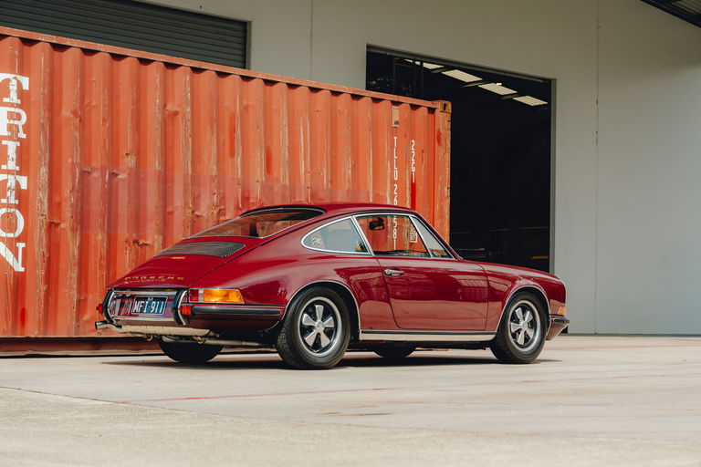 Porsche 911 E
