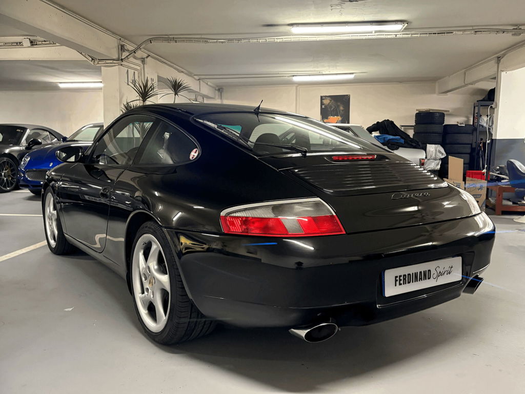 Porsche 996 Carrera