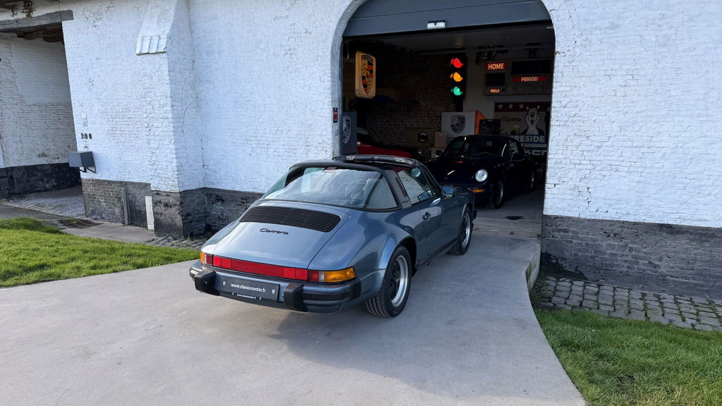 Porsche 911 Carrera 3.2 (US)