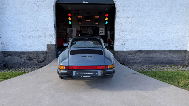 Porsche 911 Carrera 3.2 (US)