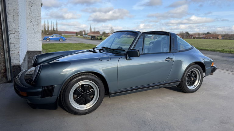 Porsche 911 Carrera 3.2 (US)