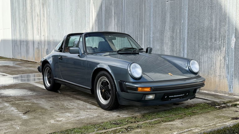 Porsche 911 Carrera 3.2 (US)