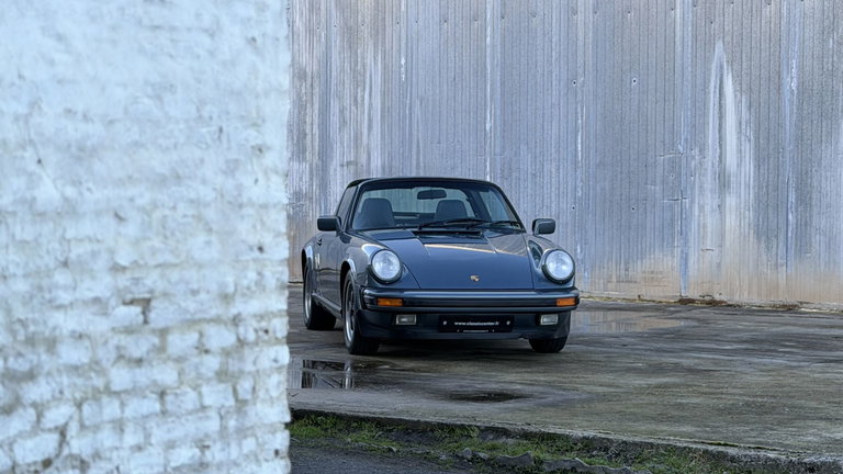 Porsche 911 Carrera 3.2 (US)
