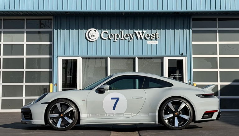 Porsche 992 Sport Classic