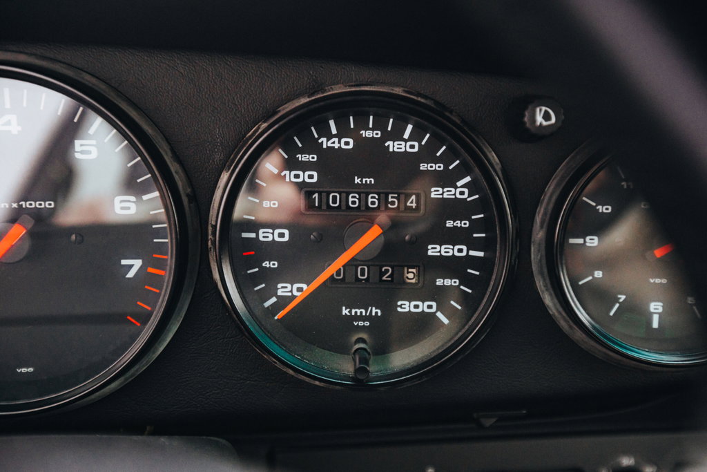 Porsche 964 Carrera 4