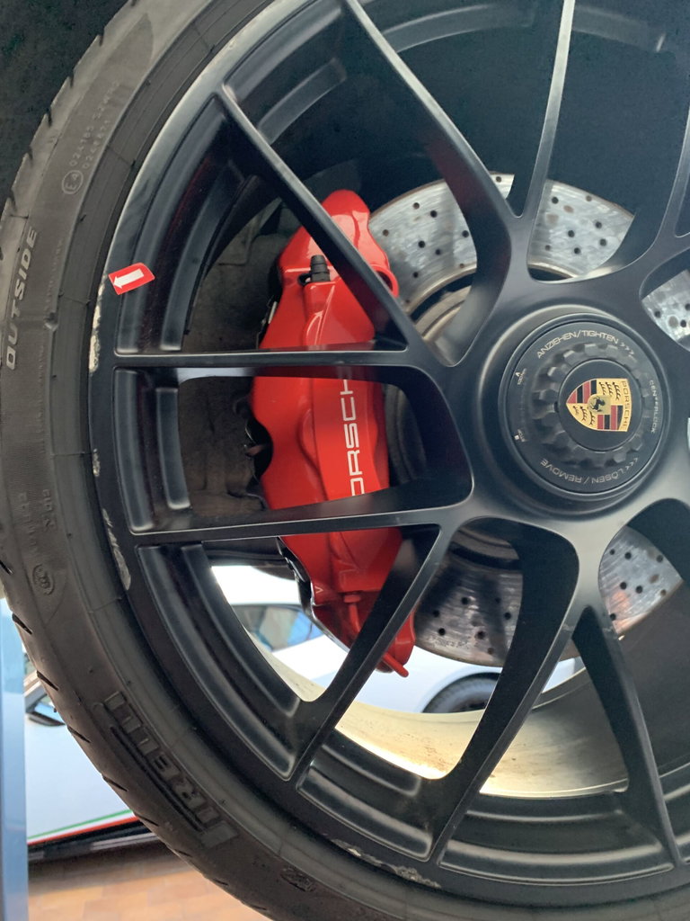 Porsche 991.2 Carrera 4 GTS