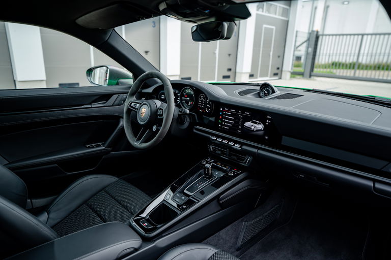 Porsche 992 Carrera T