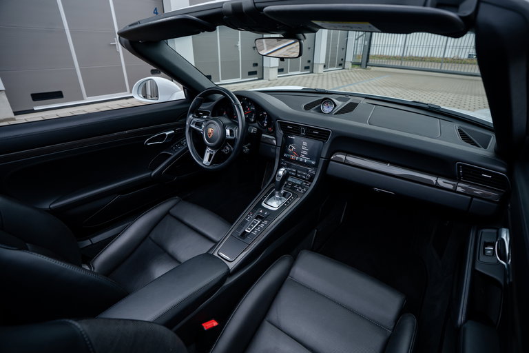 Porsche 991.2 Carrera 4 GTS