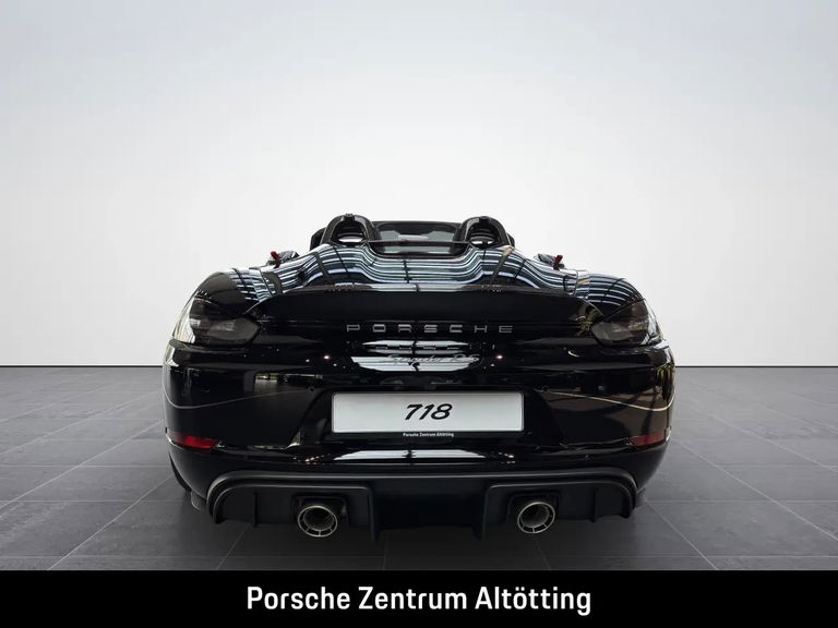 Porsche 718 Spyder RS