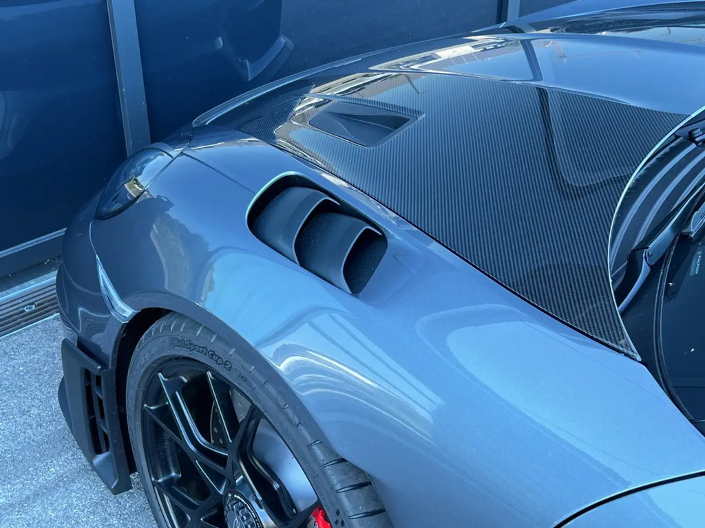 Porsche 718 Spyder RS