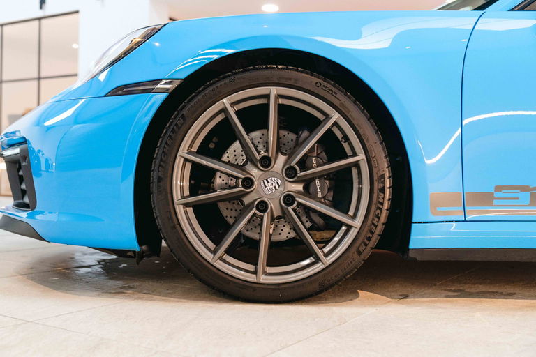 Porsche 992 Carrera T