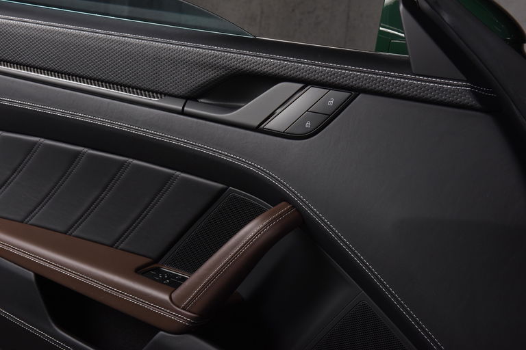 Porsche 992 GT3 Touring