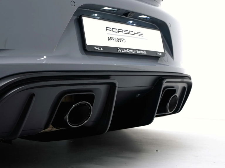 Porsche 718 Cayman GT4