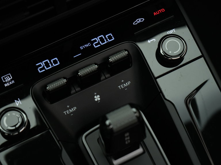 Porsche 992.2 Carrera GTS