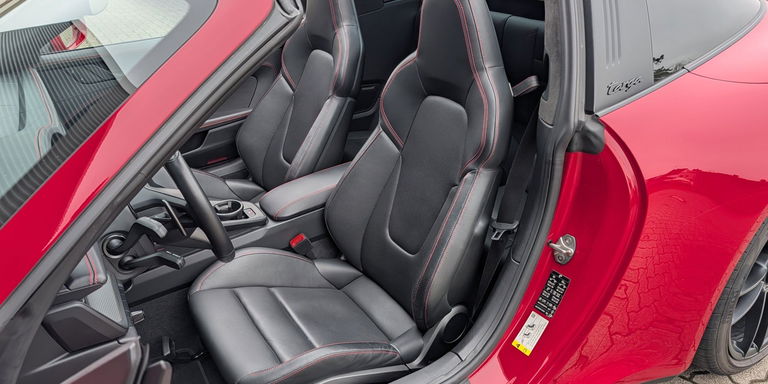 Porsche 992 Targa 4 GTS