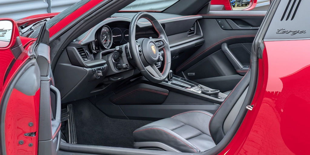 Porsche 992 Targa 4 GTS