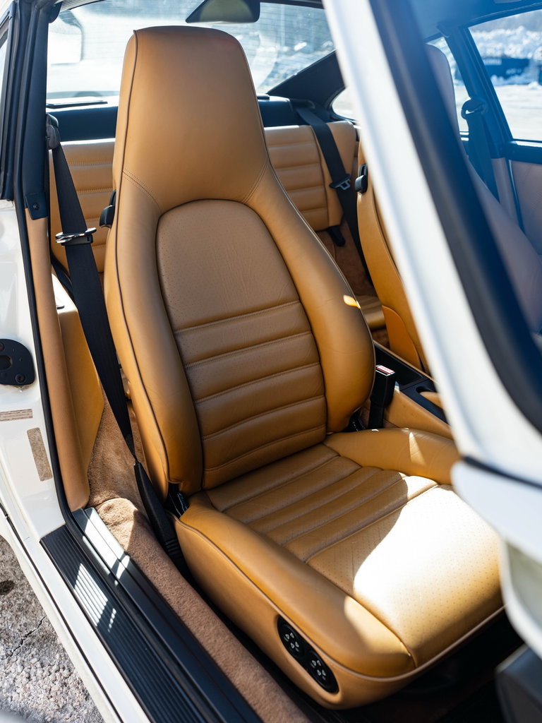 Porsche 964 Carrera 4 WTL