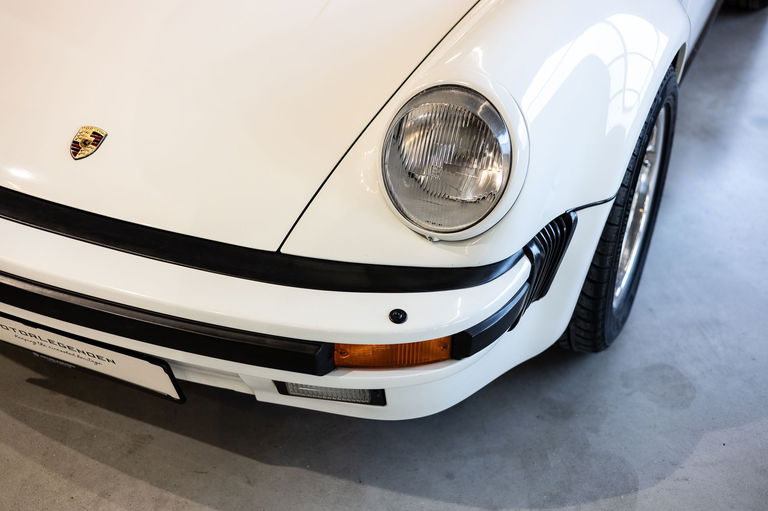 Porsche 911 Carrera 3.2 WTL