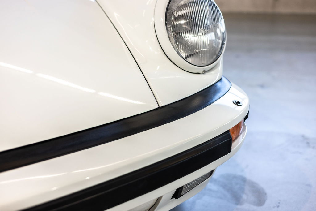 Porsche 911 Carrera 3.2 WTL