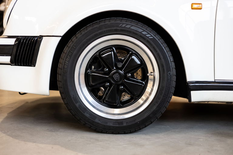 Porsche 911 Carrera 3.2 WTL