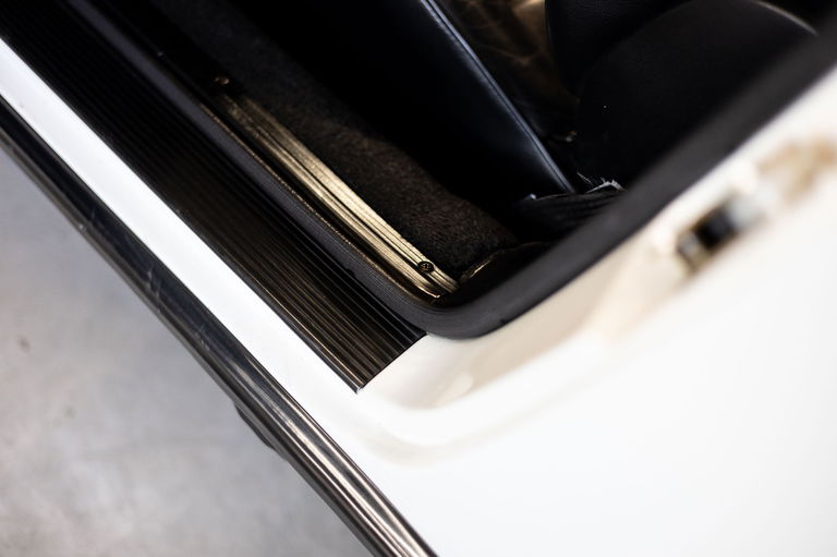 Porsche 911 Carrera 3.2 WTL