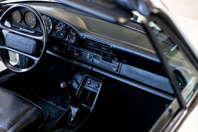 Porsche 911 Carrera 3.2 WTL