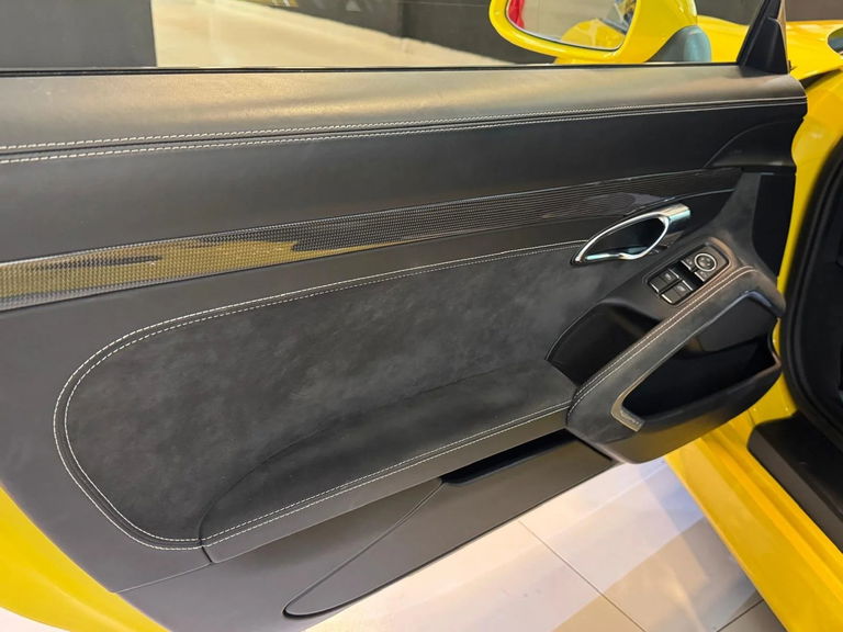 Porsche 981 Cayman GTS