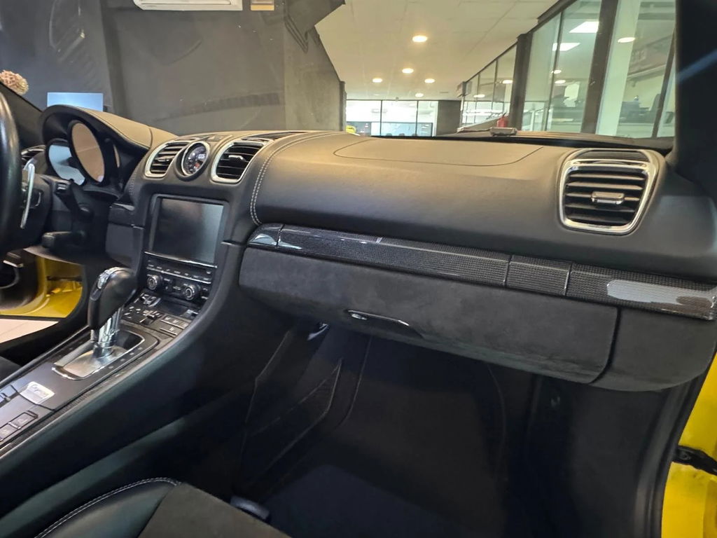 Porsche 981 Cayman GTS