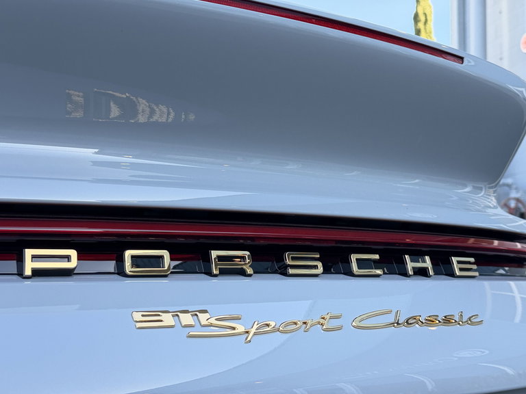 Porsche 992 Sport Classic