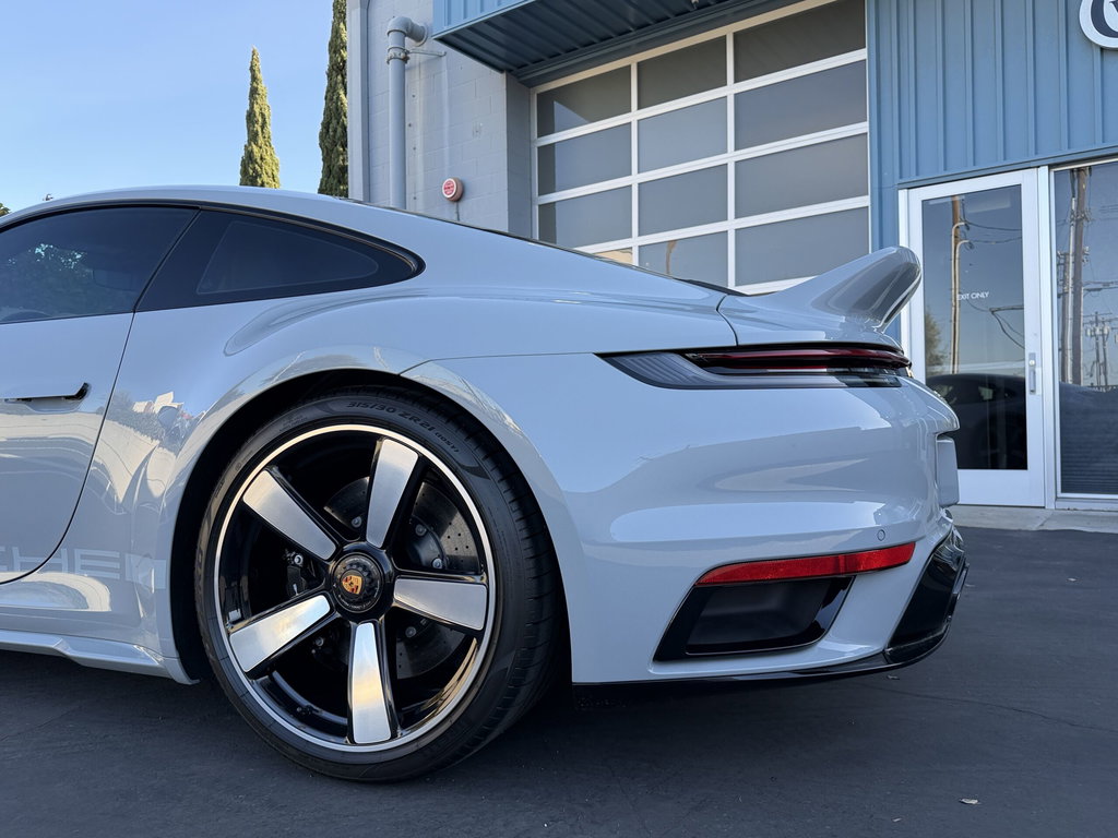 Porsche 992 Sport Classic