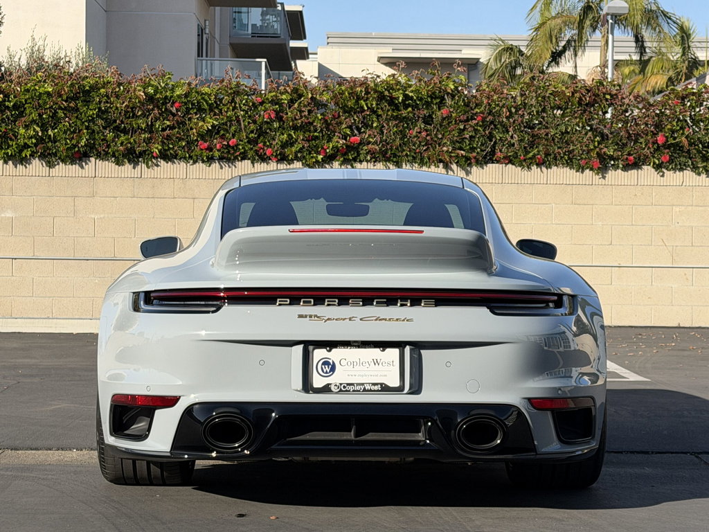 Porsche 992 Sport Classic