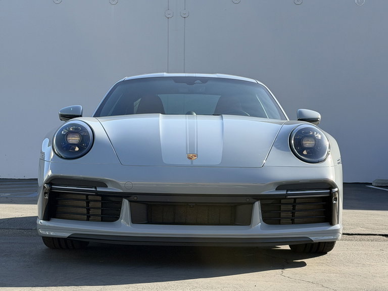 Porsche 992 Sport Classic