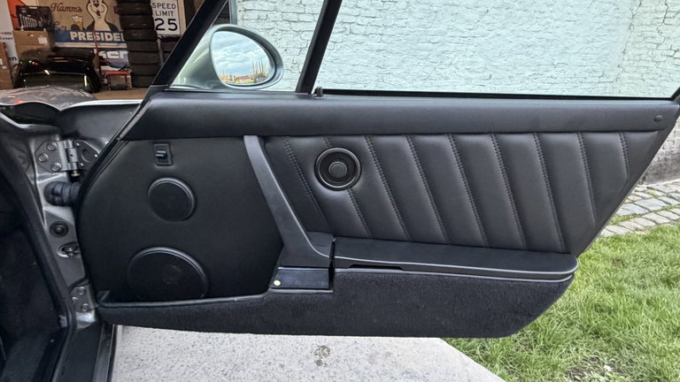 Porsche 964 Carrera 4