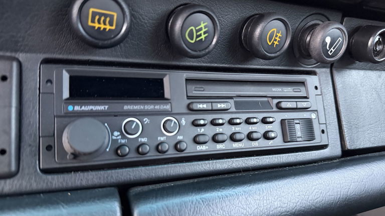 Porsche 964 Carrera 4