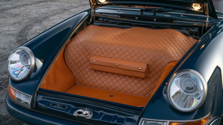 Porsche 911 Reimagined by Singer