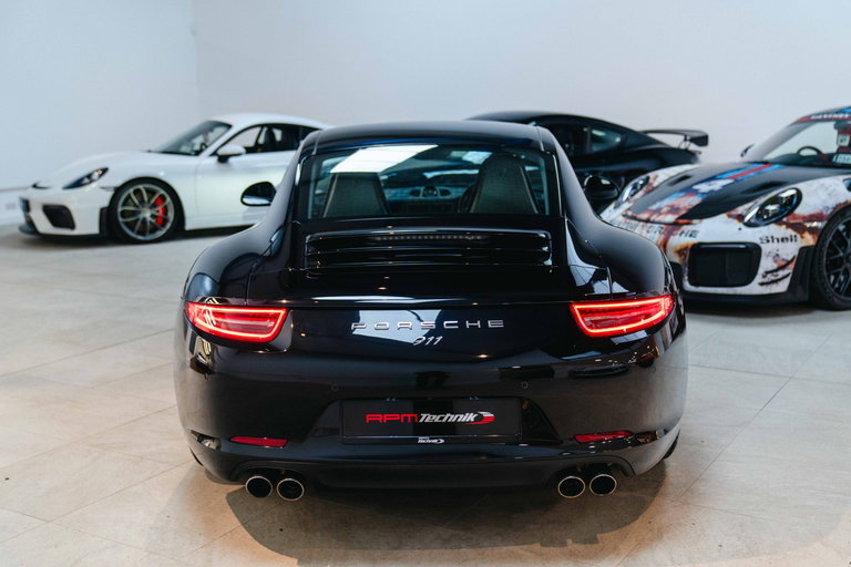 Porsche 991 Carrera Black Edition