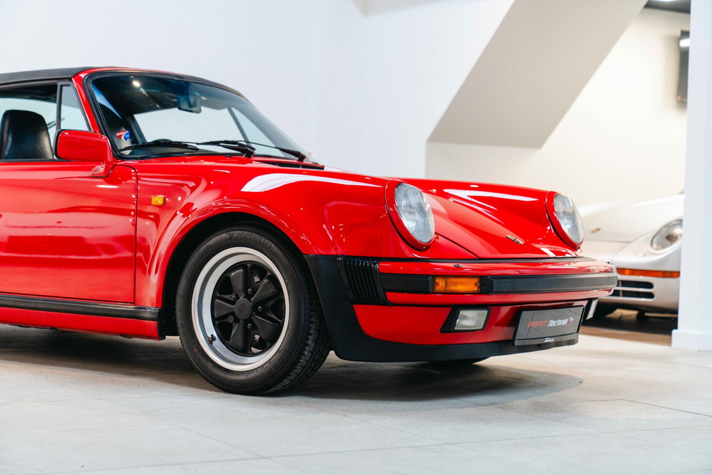 Porsche 911 Carrera 3.2 Supersport