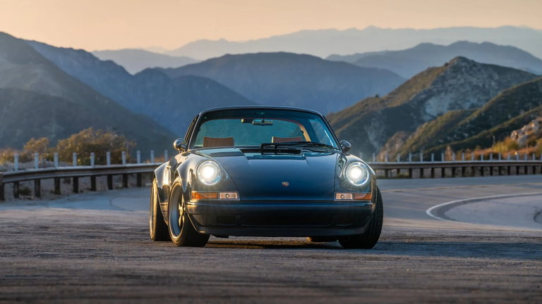 Porsche 911 Reimagined by Singer