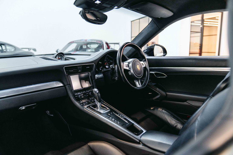 Porsche 991 Carrera Black Edition