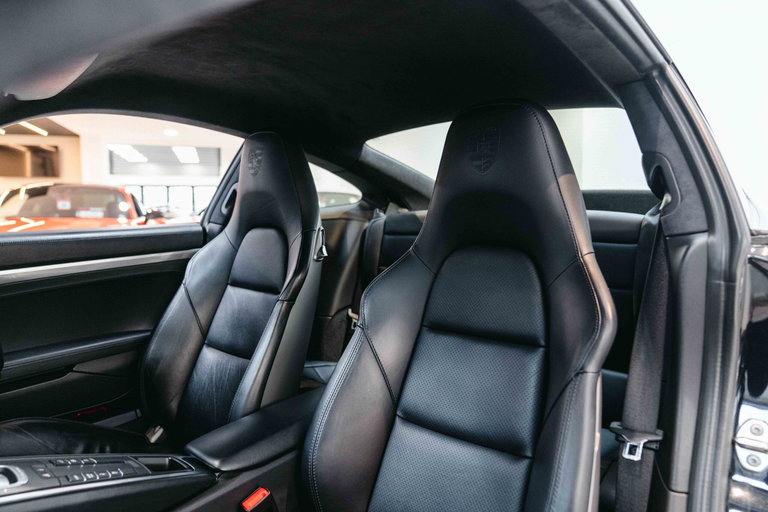 Porsche 991 Carrera Black Edition